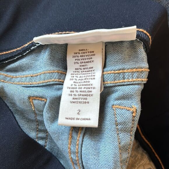 Liz Lange Maternity Boot Cut Medium Washed Jeans size 2 - Picture 5 of 8